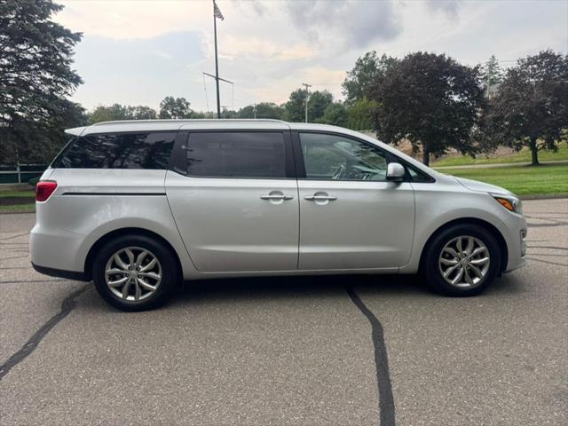 2021 Kia Sedona EX