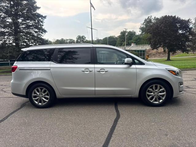 2021 Kia Sedona EX