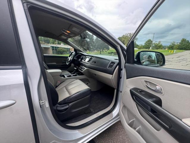 2021 Kia Sedona EX