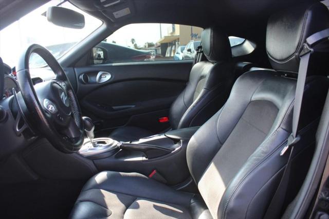 2017 Nissan 370Z Touring