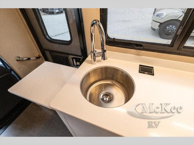 2026 Mercedes-Benz Sprinter 4500 Chassis Standard Roof 4-Cyl Diesel HO