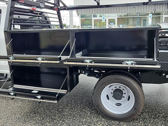2025 Ford F-550 XL