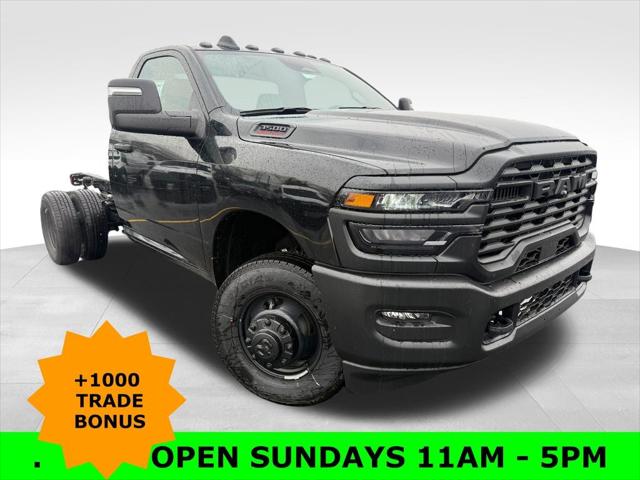 2026 RAM Ram 3500 Chassis Cab RAM 3500 TRADESMAN CHASSIS REGULAR CAB 4X4 60 CA