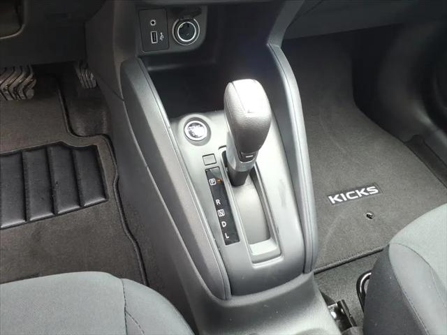 2025 Nissan Kicks S