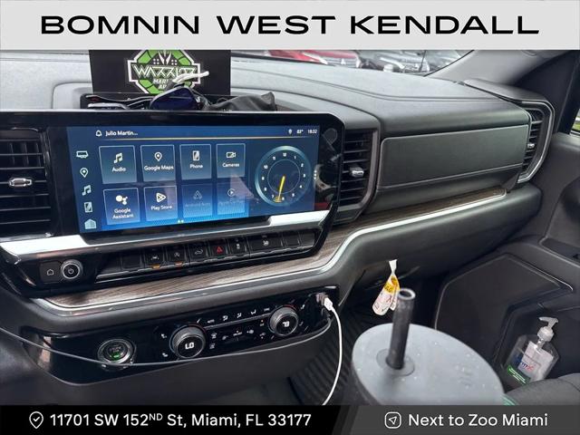 2023 Chevrolet Silverado 1500 2WD Crew Cab Short Bed LT