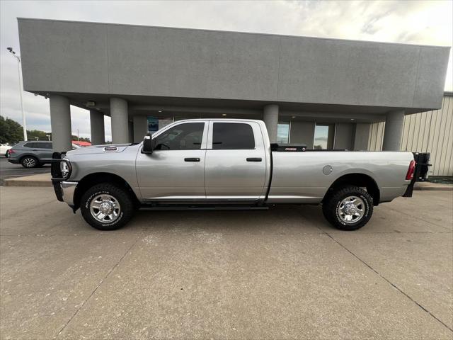 2023 RAM 2500 Tradesman Crew Cab 4x4 8 Box 2023 RAM 2500 Tradesman Crew Cab 4x4 8 Box