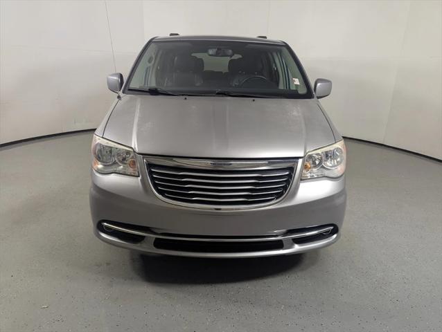 2013 Chrysler Town and Country Touring
