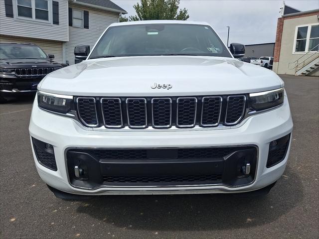 2022 Jeep Grand Cherokee Overland 4x4 2022 Jeep Grand Cherokee Overland 4x4