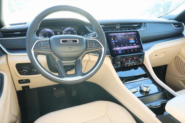 2025 Jeep Grand Cherokee GRAND CHEROKEE L LIMITED 4X4 2025 Jeep Grand Cherokee GRAND CHEROKEE L LIMITED 4X4