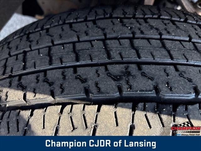 2021 Chevrolet Silverado 1500 4WD Crew Cab Short Bed LT with 2FL 2021 Chevrolet Silverado 1500 4WD Crew Cab Short Bed LT with 2FL