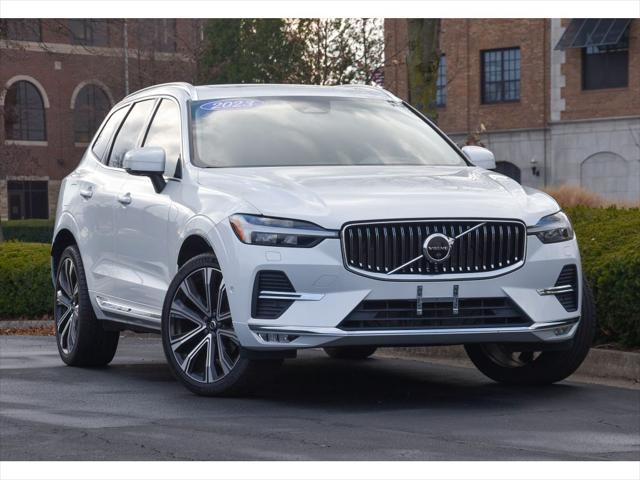 2023 Volvo XC60 B5 Ultimate Bright Theme