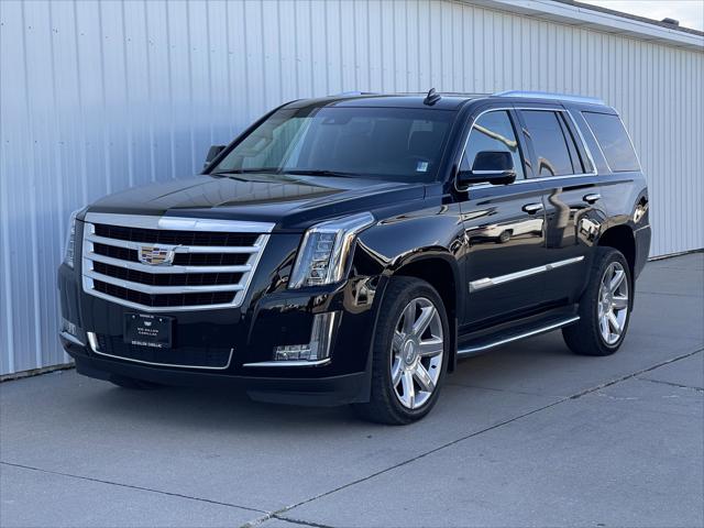 2016 Cadillac Escalade Luxury Collection