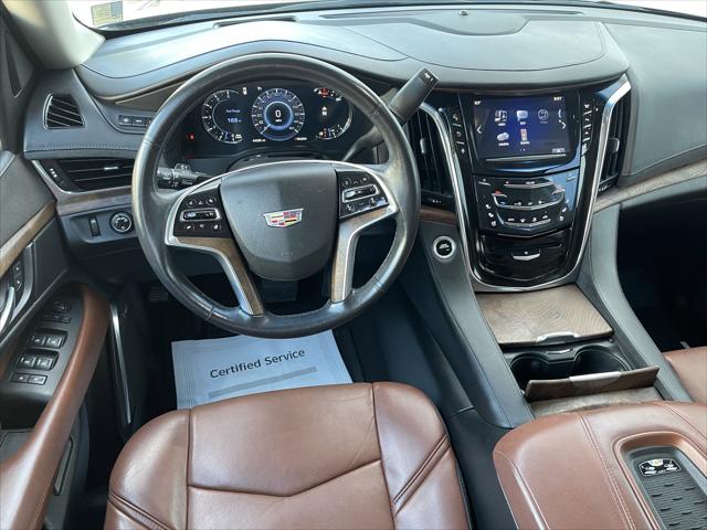 2016 Cadillac Escalade Luxury Collection