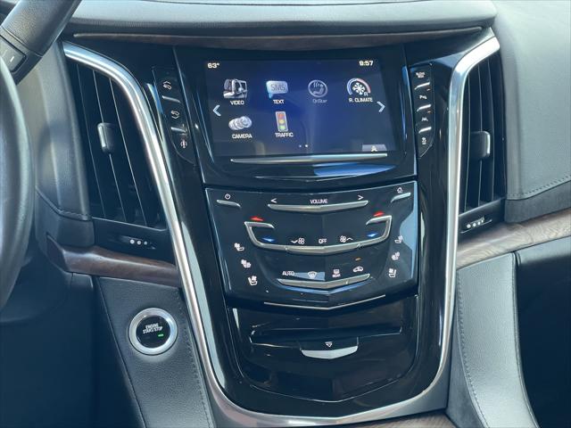 2016 Cadillac Escalade Luxury Collection