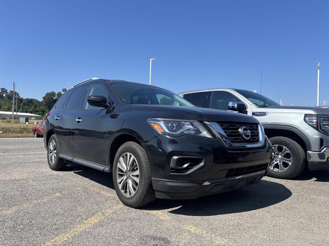2019 Nissan Pathfinder S