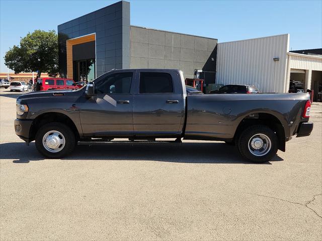 2023 RAM 3500 Tradesman Crew Cab 4x4 8 Box