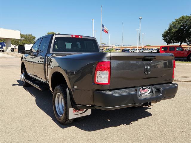 2023 RAM 3500 Tradesman Crew Cab 4x4 8 Box