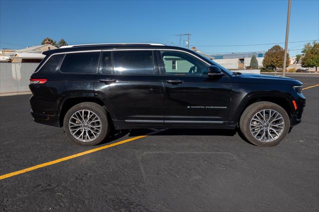 2021 Jeep Grand Cherokee L Summit Reserve 4x4 2021 Jeep Grand Cherokee L Summit Reserve 4x4