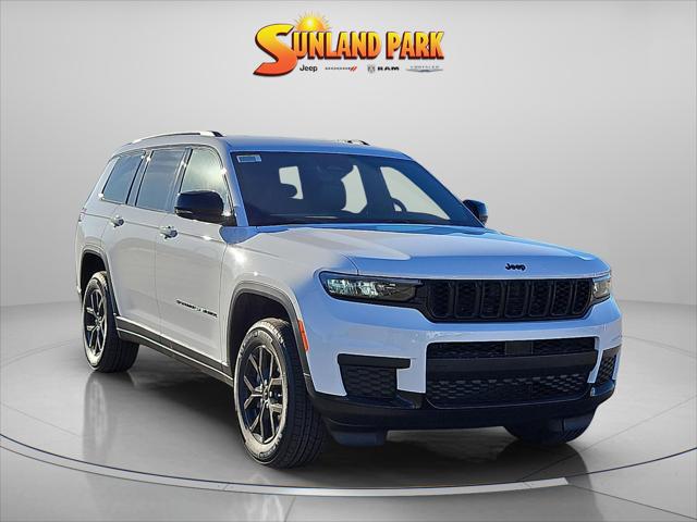 2025 Jeep Grand Cherokee GRAND CHEROKEE L ALTITUDE 4X4