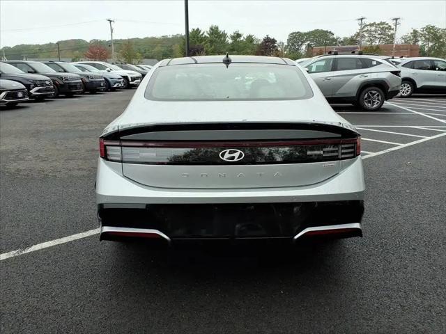 2025 Hyundai Sonata Hybrid Limited