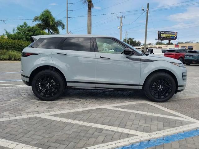 2026 Land Rover Range Rover Evoque Dynamic SE