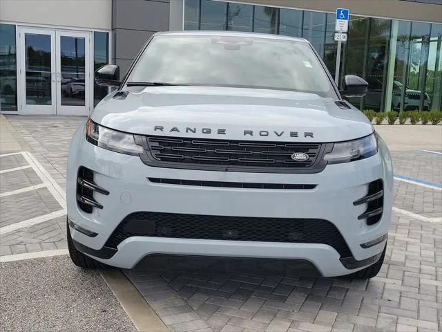 2026 Land Rover Range Rover Evoque Dynamic SE