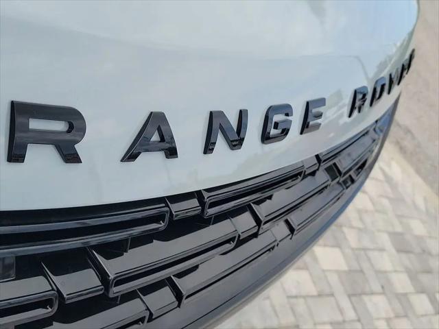 2026 Land Rover Range Rover Evoque Dynamic SE