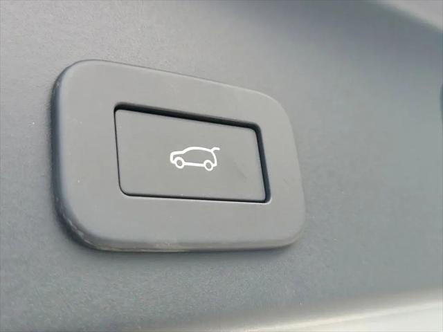 2026 Land Rover Range Rover Evoque Dynamic SE