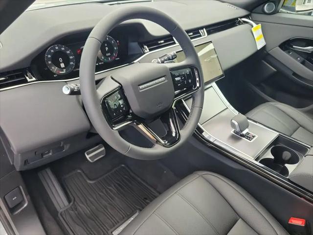 2026 Land Rover Range Rover Evoque Dynamic SE
