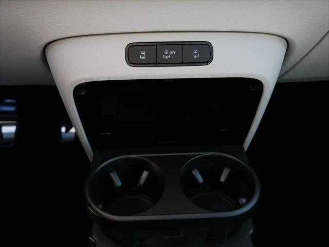 2025 Volkswagen ID. Buzz Pro S Plus with 4MOTION