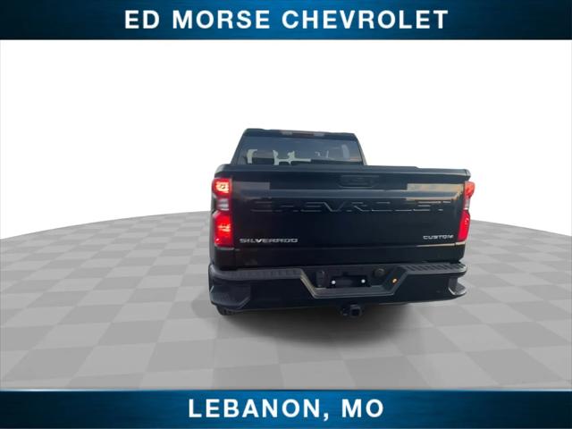 2026 Chevrolet Silverado 1500 4WD Crew Cab Short Bed Custom