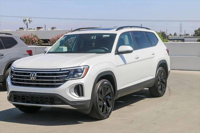 2026 Volkswagen Atlas SE with Technology
