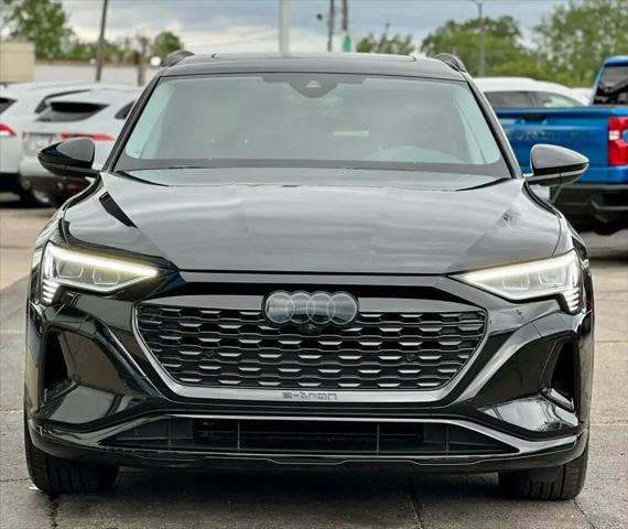 2024 Audi e-tron Premium quattro