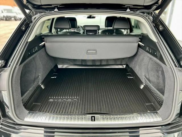 2024 Audi e-tron Premium quattro