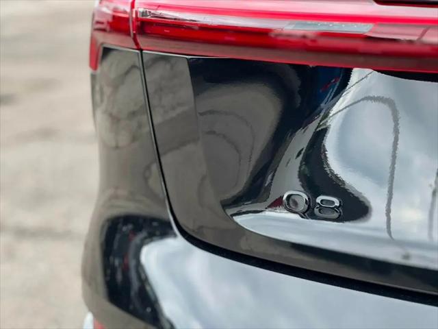 2024 Audi e-tron Premium quattro