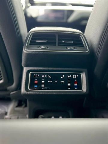 2024 Audi e-tron Premium quattro