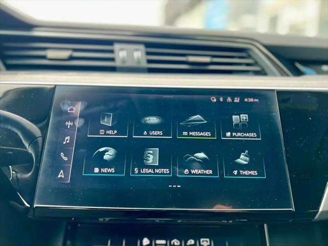 2024 Audi e-tron Premium quattro