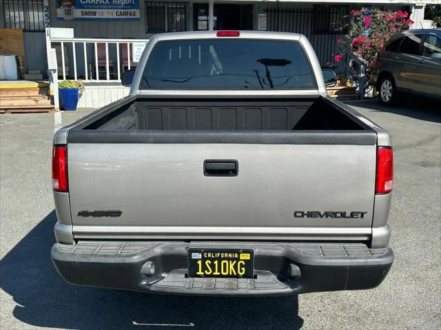 2003 Chevrolet S-10 Base