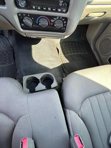 2003 Chevrolet S-10 Base