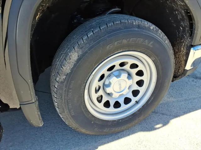 2026 GMC Sierra 1500 Crew Cab, Short Bed, Pro, 4WD