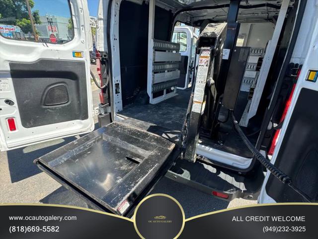 2016 Ford Transit w/60/40 Side Door w/RWB