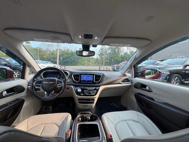 2017 Chrysler Pacifica Touring-L Plus
