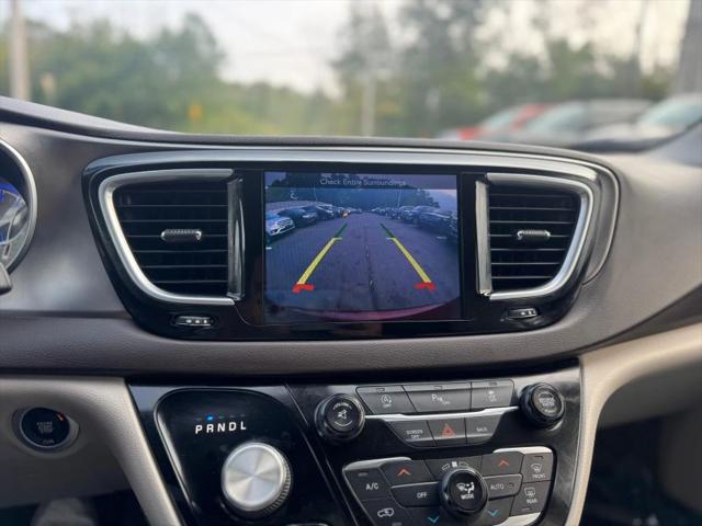 2017 Chrysler Pacifica Touring-L Plus