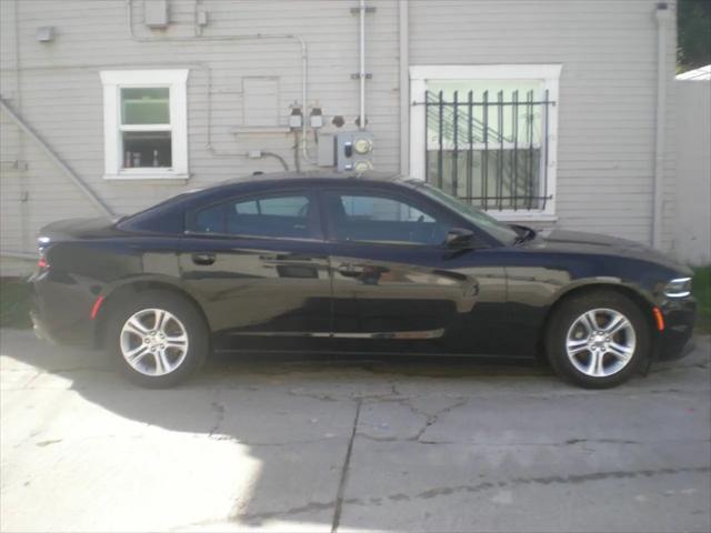 2016 Dodge Charger SE