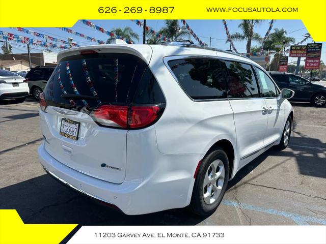 2018 Chrysler Pacifica Hybrid Touring L