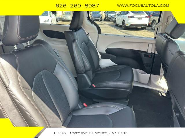 2018 Chrysler Pacifica Hybrid Touring L