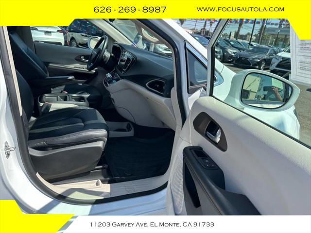 2018 Chrysler Pacifica Hybrid Touring L