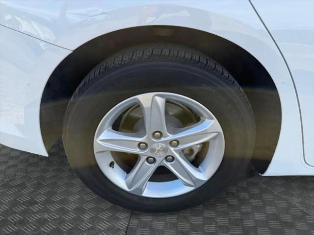 2023 Chevrolet Malibu FWD 1FL