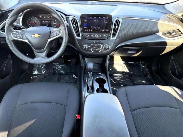 2023 Chevrolet Malibu FWD 1FL