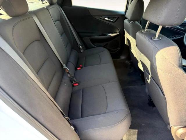 2023 Chevrolet Malibu FWD 1FL